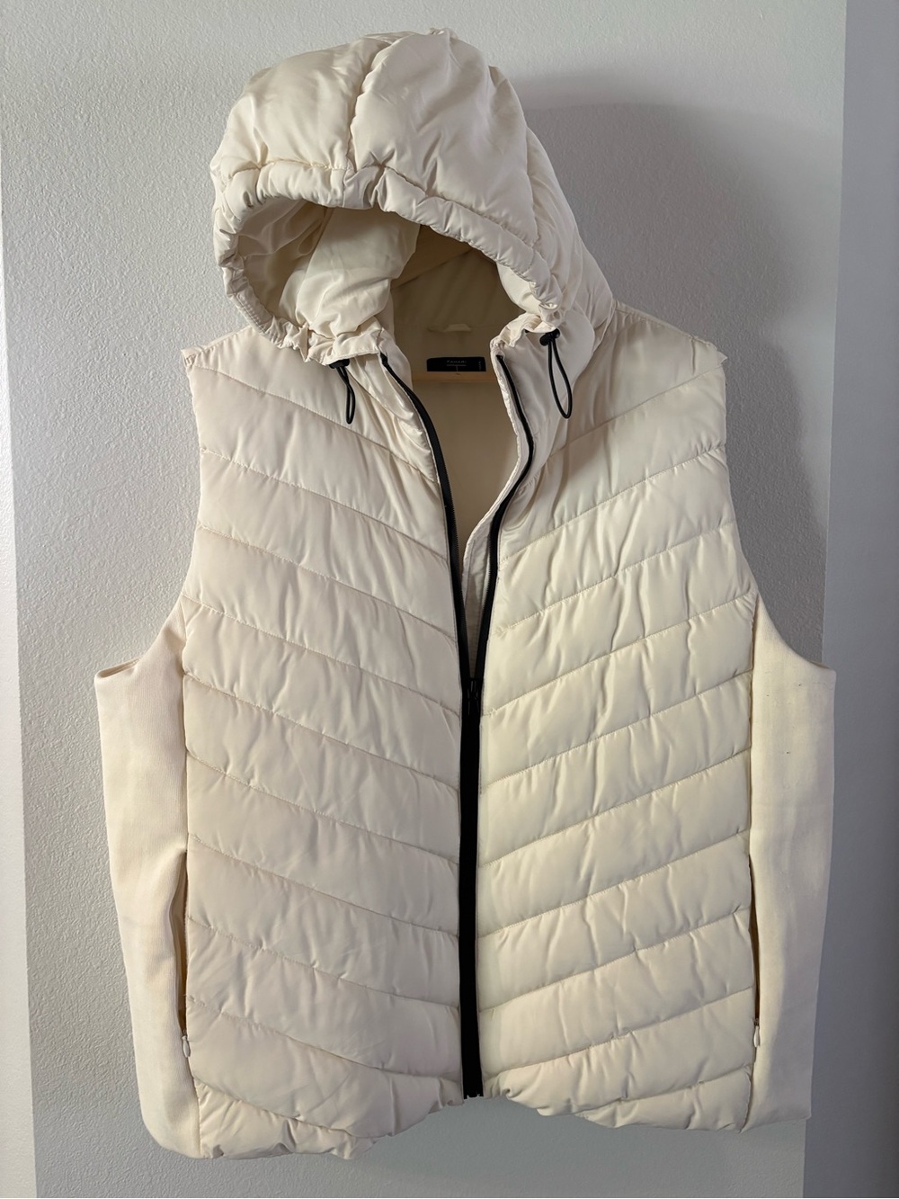 Tahari Cream Quilted Hooded Vest with Black Trim